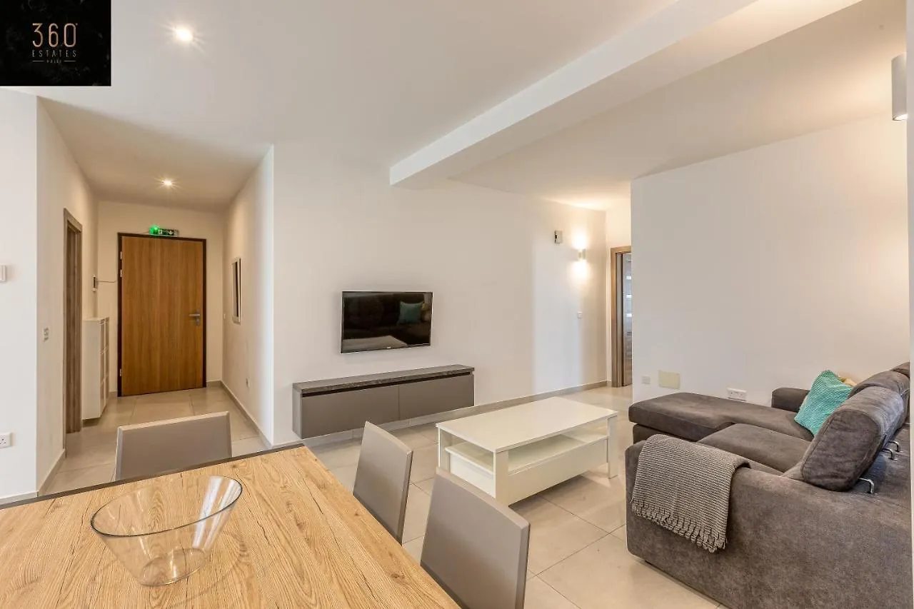 Stunning 2Br Penthouse With Beautiful Harbour View By 360 Estates Apartment Pieta
