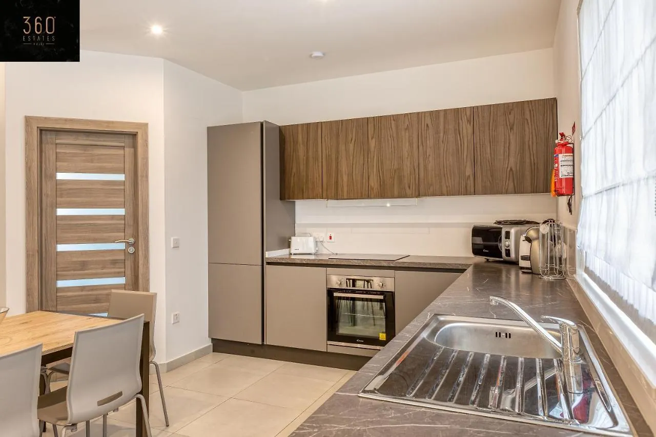 Stunning 2Br Penthouse With Beautiful Harbour View By 360 Estates Apartment Pieta