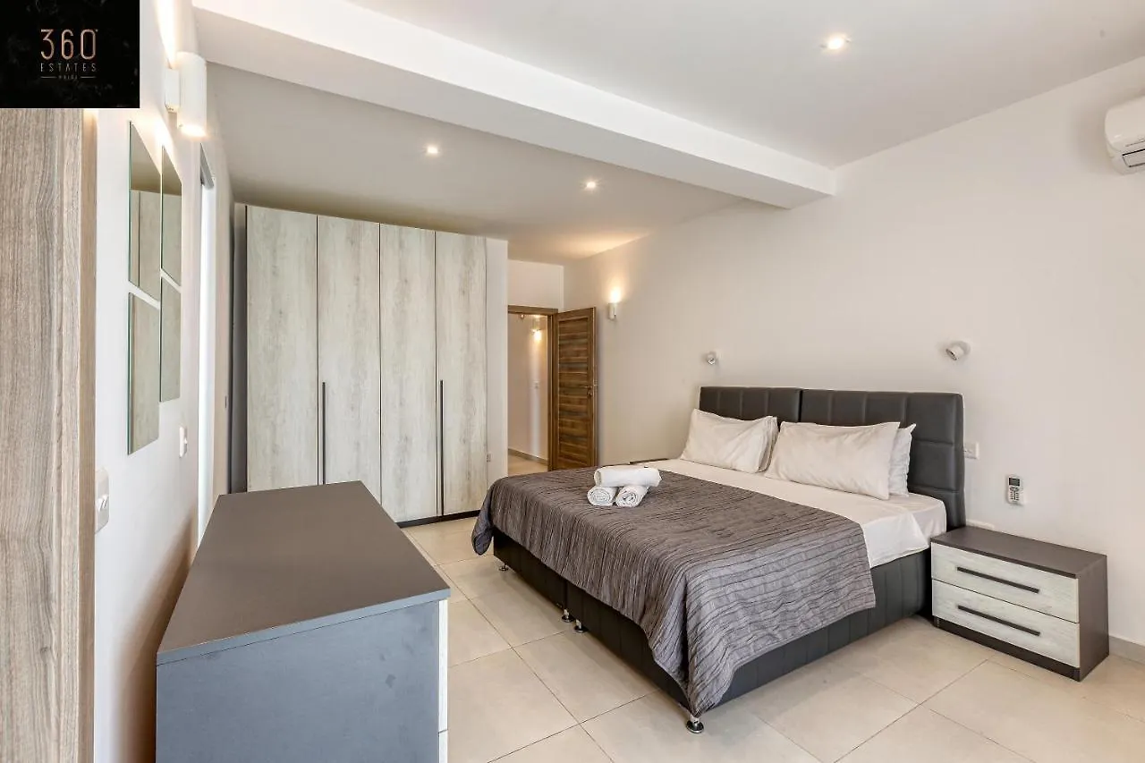 Stunning 2Br Penthouse With Beautiful Harbour View By 360 Estates Apartment Pieta